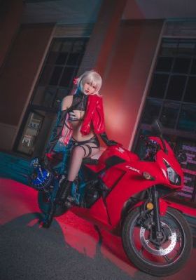 女儿和电视剧的爸爸